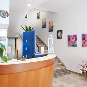 Отель Arix, Римини