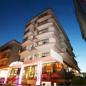 Hotel Dusseldorf, Rimini