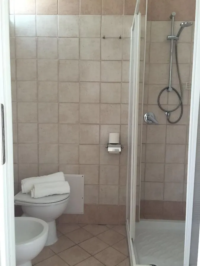 Hotel Bacco Rimini 2*,